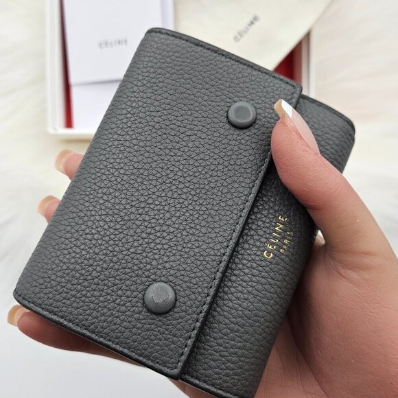 Céline Grey Calfskin Small Folded Wallet - Picture 4 of 17